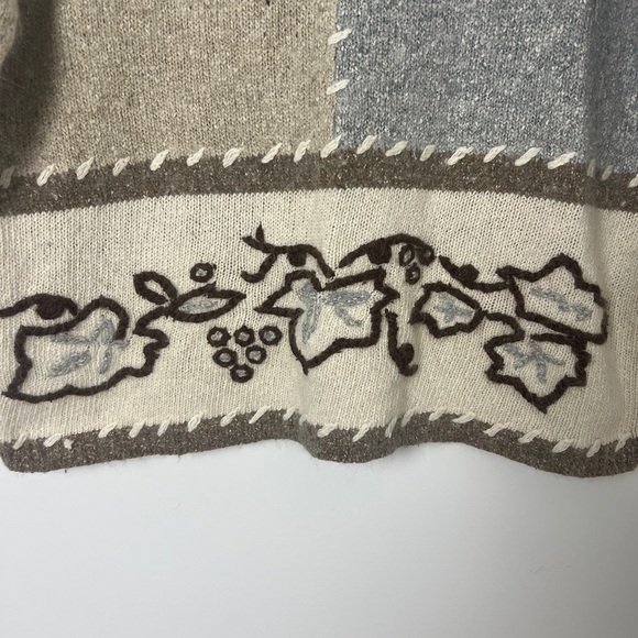 Vintage De Rotchild Beige Gray Angora Silk Embroidered Colorblock Y2K Sweater - Picture 5 of 9